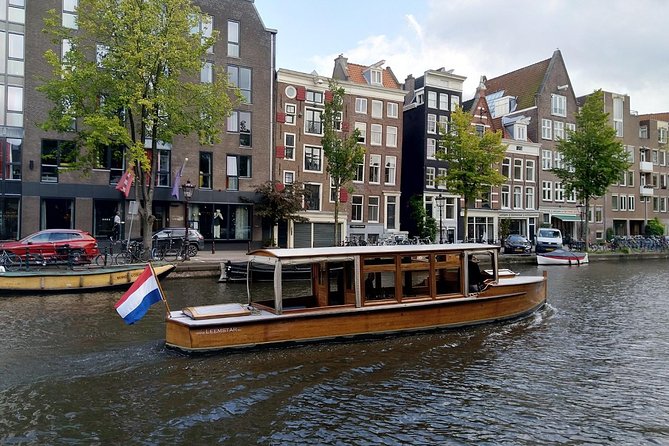 A unique experience! Semi private cruise. Authentic stylish boat! Book Leemstar! - Your 90-minute route: Canal Ring, Anne Frank house area, and the Amstel river