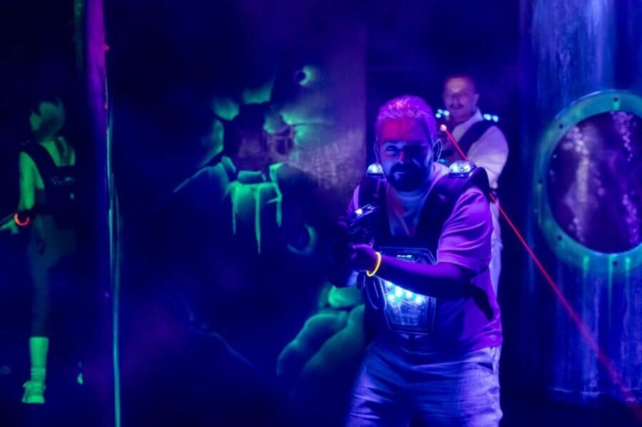 Aloha Amsterdam: Laser Tag Experience - First Steps at Aloha Amsterdam: De Ruijterkade Arrival