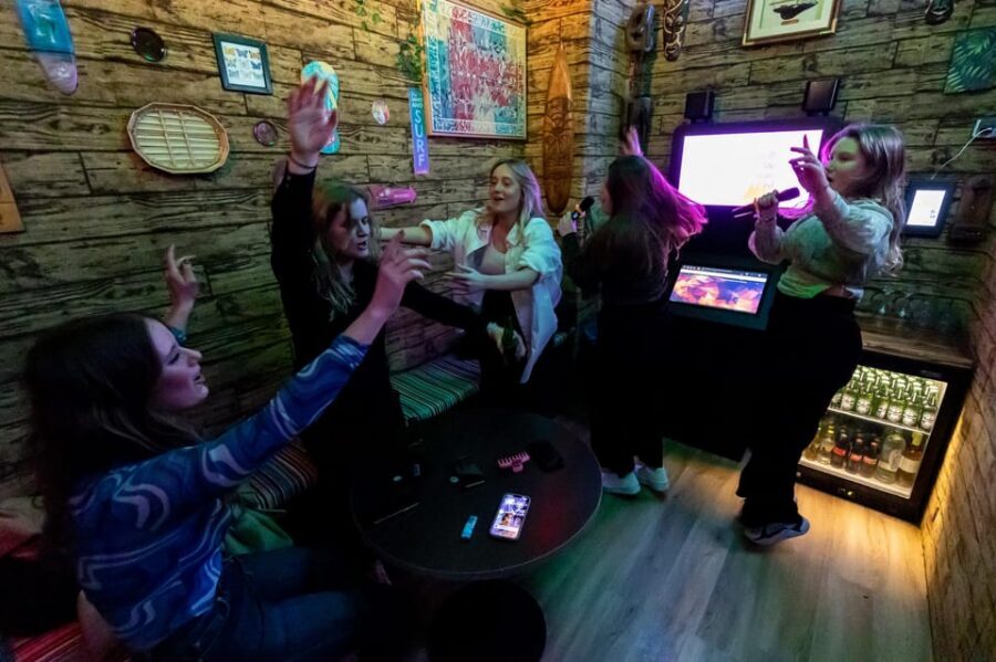 Aloha Amsterdam: Private Karaoke Booth with 20.000 Songs - Making the most of the 20,000-song library