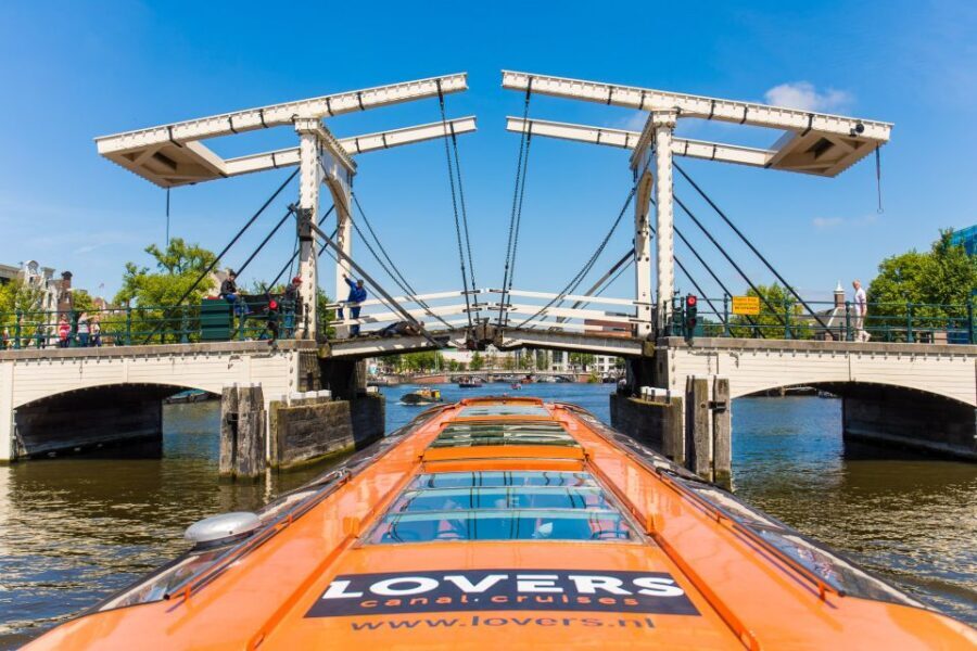 Amsterdam 1-Hour Canal Cruise and Ripley’s Believe it or Not - Things to watch for: pace, comfort, and who will like it most