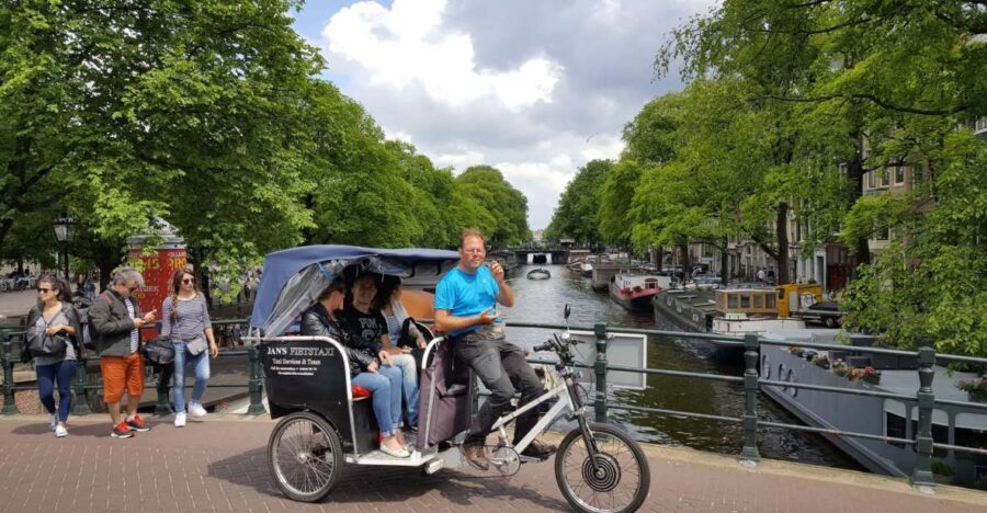 Amsterdam: 2-Hour Sightseeing Tour by Rickshaw - Price and Value: What $259 Per Group Means in Practice
