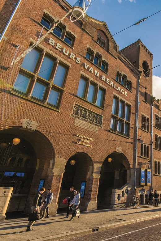 Amsterdam: 3-Hour Private Bike Tour of the City Center - The Museum District and Oud Zuid: Rijksmuseum and Van Gogh Museum from street level