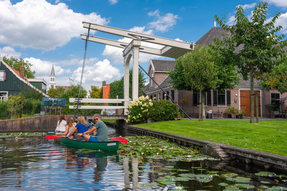 Amsterdam 5-Hour Guided Canoe Trip in the Wetlands - Paddling through reed beds and 17th-century water