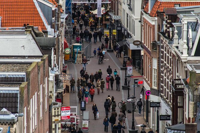 Amsterdam Airport Schiphol & Amsterdam City to Utrecht - Mercedes-Benz comfort from Schiphol to Utrecht