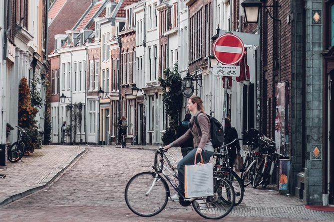 Amsterdam Airport Schiphol & Amsterdam City to Utrecht - Who should book this Schiphol–Utrecht transfer?