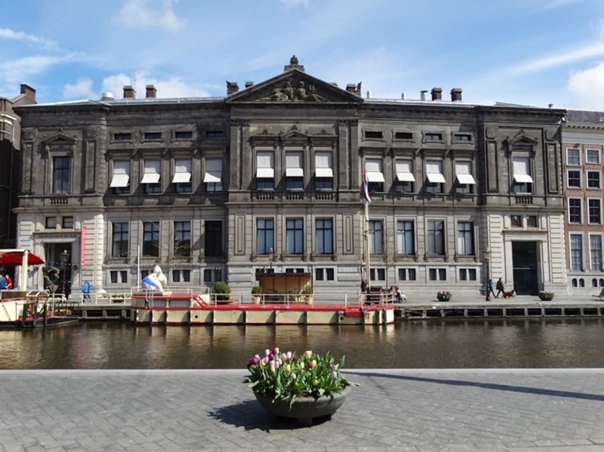 Amsterdam: Allard Pierson Heritage Collections Entry Ticket - Amsterdam’s book history and the big world of maps