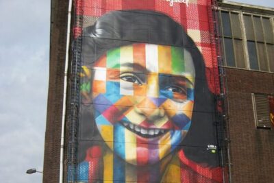 Amsterdam: Anne Frank and Jewish Quarter Walking Tour (TOP RATED) - Small group size (15 max): why this matters for a heavy subject