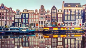 Amsterdam Audioguide - TravelMate app for your smartphone - Setting up TravelMate: activation code and instant start