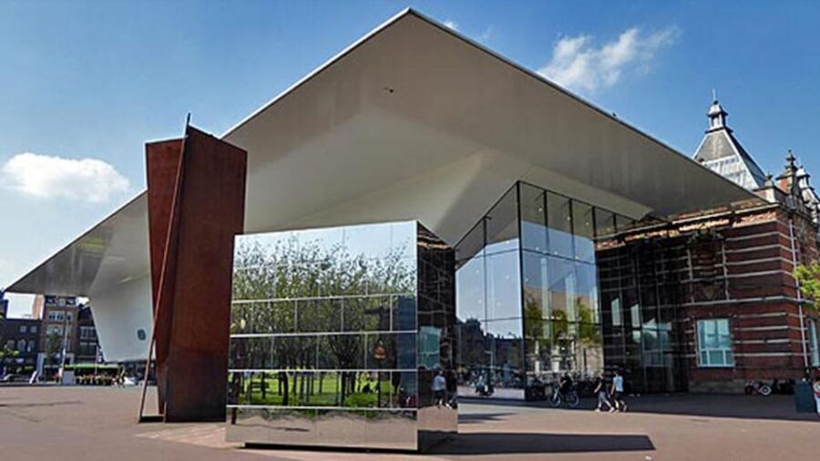 Amsterdam Audioguide - TravelMate app for your smartphone - Museumplein, Rijksmuseum, Stedelijk, and Van Gogh: plan a museum-friendly flow