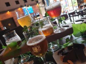 Amsterdam: Beer Tasting with Paired Bites at Eighty-Four - The two tasting lengths: 5 rounds vs 8 rounds
