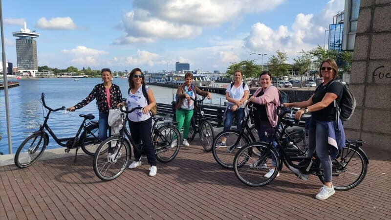 Amsterdam bike tour with a French-speaking guide local! - The 2.5-hour route: from Museumkwartier to the De Negen Straatjes lanes