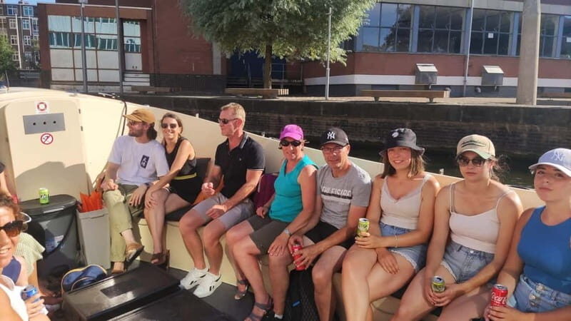 Amsterdam bike tour with a French-speaking guide local! - Anne Frank House area and the old Jewish quarter: what context adds