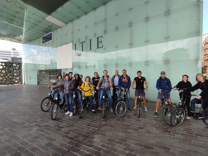 Amsterdam bike tour with a French-speaking guide local! - Practical tips before you book (hand brakes and timing)