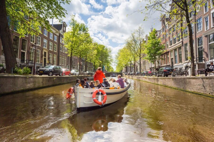 Amsterdam: Canal Belt Private Beer Boat Tour - The Canal Belt Route: Golden Age Merchant Houses and Amsterdam Views