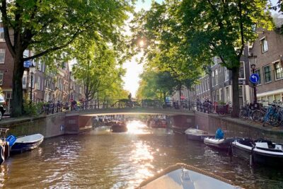 Amsterdam Canal Cruise with German Guide and unlimited drinks - The Route on the Water: What You’ll See (Stop by Stop)