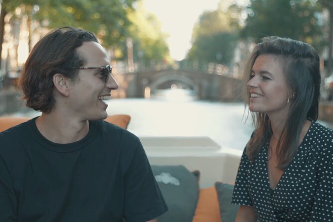 Amsterdam Canal Cruise with German Guide and unlimited drinks - Atmosphere on Board: A Relaxed Evening, Not a Rushed Checklist