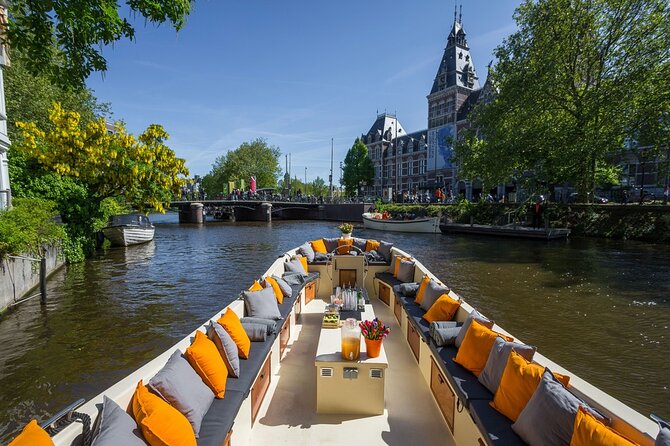 Amsterdam Canal Cruise with German Guide and unlimited drinks - Who Should Book This Cruise (and Who Might Want Something Else)