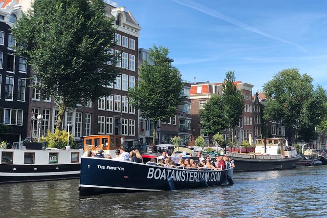 Amsterdam Canal Cruise with Open Bar - Central Station - Key things to know before you board