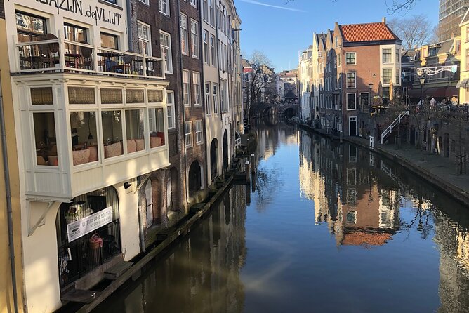 Amsterdam Castle & Utrecht City - Private Day Tour - Hotel Pickup and a Private Vehicle That Keeps the Day on Track
