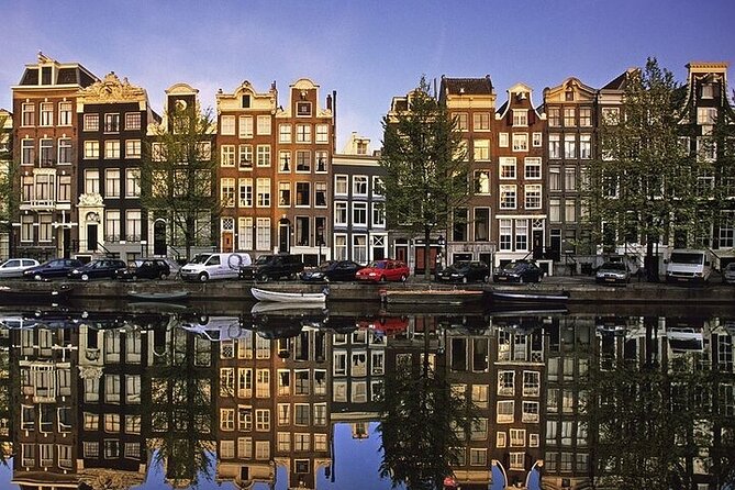 Amsterdam City Center, Red Light District and Coffee Shops Tour - Ons’ Lieve Heer op Solder and Fo Guang Shan: hidden Amsterdam in plain sight