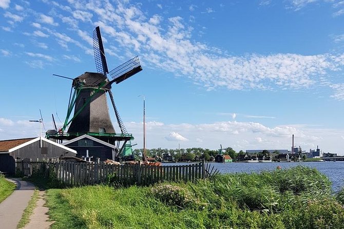Amsterdam City & Countryside Tour: The Best of both Worlds - What’s included (and why those small perks matter)