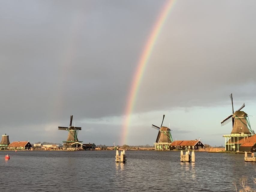 Amsterdam: Countryside Bike Tour and Zaanse Schans Windmills - Zaanse Schans: where clogs and Gouda take center stage