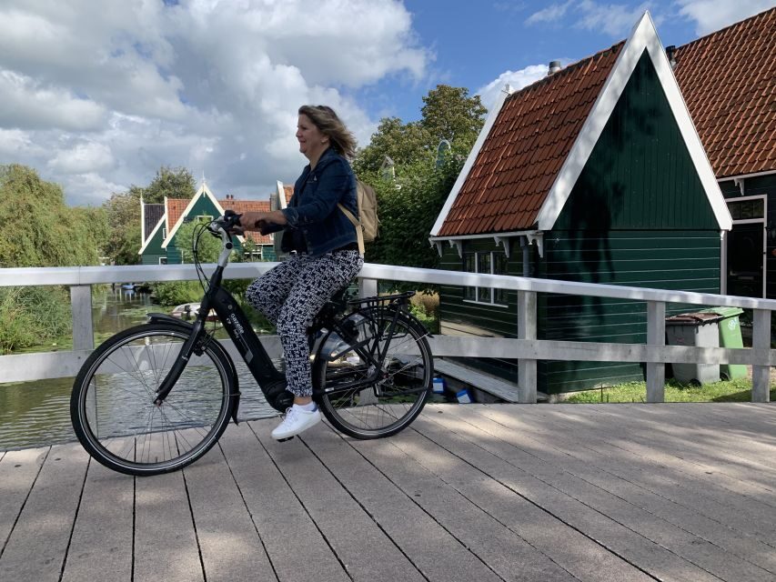 Amsterdam: Countryside Bike Tour and Zaanse Schans Windmills - Pacing, bikes, and the small-group advantage