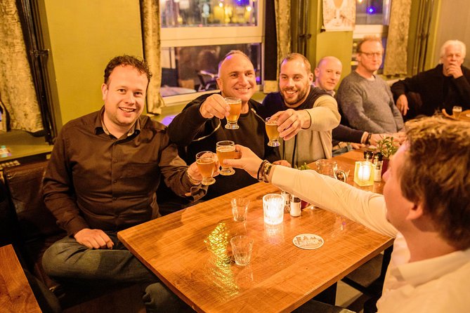 Amsterdam Craft Beer Brewery Tour by Bus with Tastings - 9 beer tasters in total: how the tastings work in real life