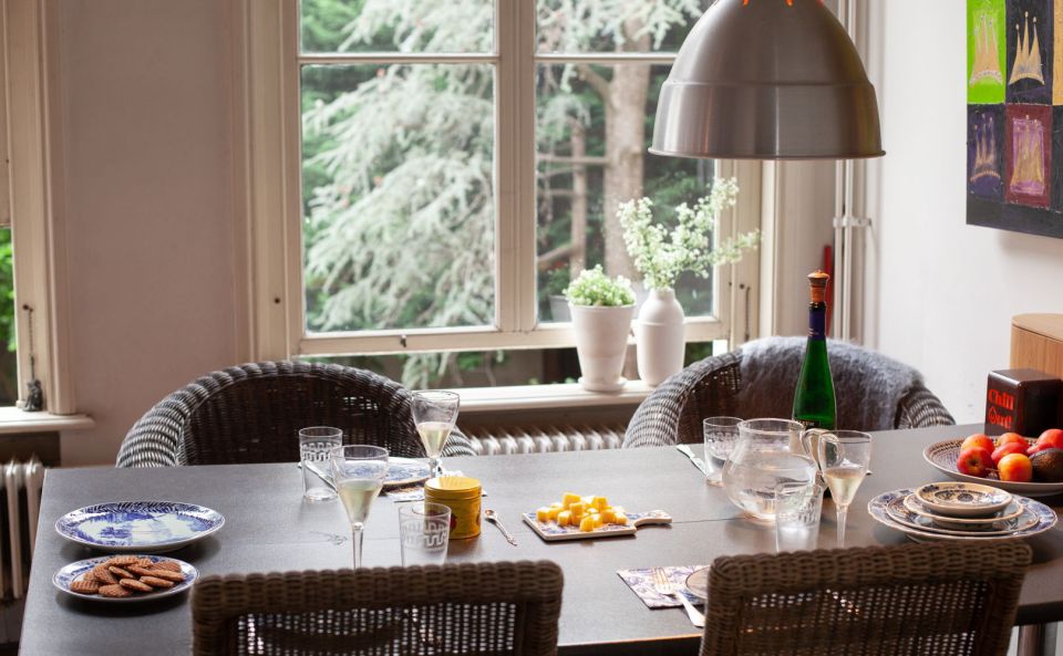 Amsterdam: Craft Dutch Pancakes in Charming Canal House - Meet Fusina and your small-group rhythm