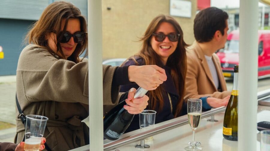 Amsterdam: Dutch Prosecco Party Bike - Timing and flow: 65 minutes riding plus a quick add-on