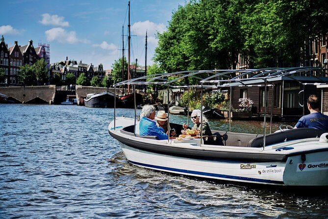 Amsterdam Essence in German: 90-minute waterway trip - Meeting at Prinsengracht 375 and planning your timing