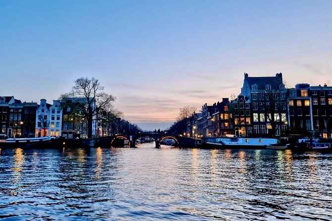 Amsterdam Evening Cruise in Small Group - Price and onboard drinks: what $36.20 buys you
