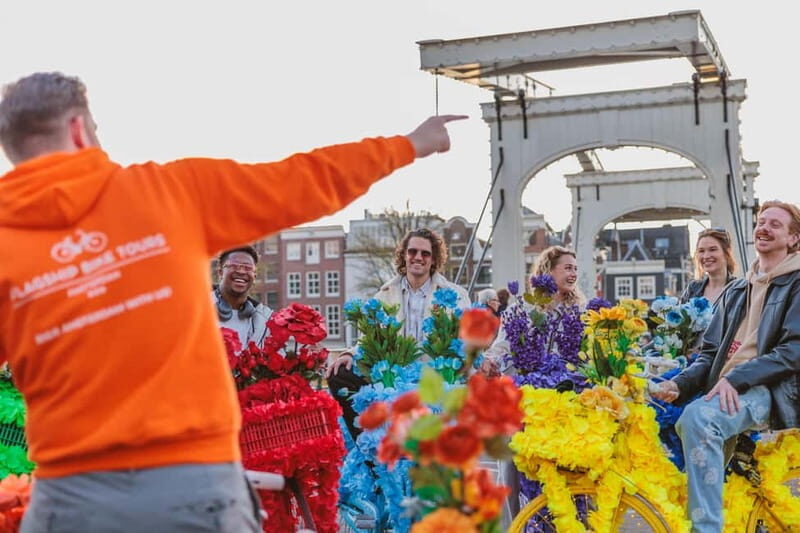 Amsterdam: Explore Canals, Guided Tour on Flower Bikes - The guide experience: why it can make or break the ride