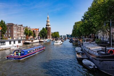 Amsterdam Family-Friendly Canal Cruise with Snackbox Option - Audio Guide in 20 Languages: Best Tool on Good Days (and What to Fix)