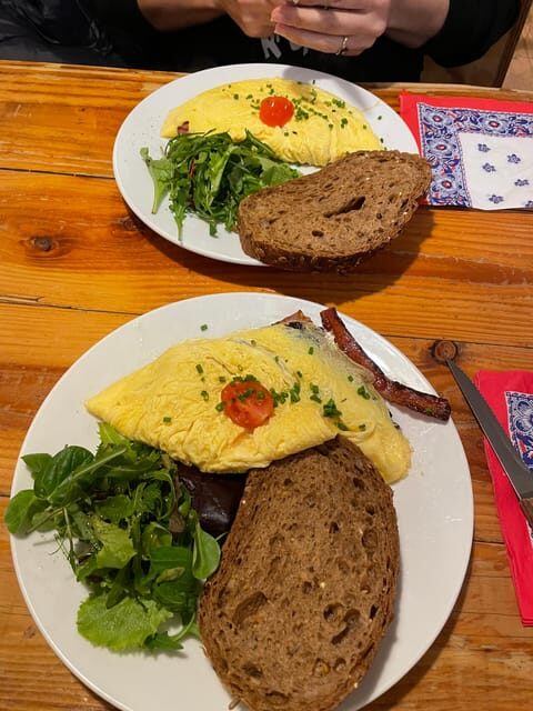 Amsterdam: Food Walking Tour - Not for everyone: vegans, allergies, and how to decide fast