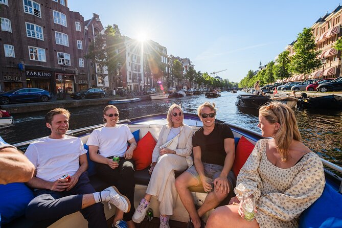 Amsterdam: German-speaking boat trip with bar on board - Small group comfort and the bar on board
