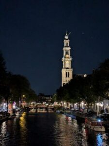 Amsterdam: Ghastly Grachten: ghost stories&dark history tour - Meeting at Those Dam Boat Guys: getting started without confusion