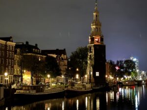 Amsterdam: Ghost Walking Tour and Dark History - Begijnhof and Kalverstraat: where older streets shape the mood