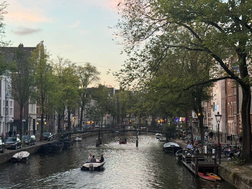 Amsterdam: Ghost Walking Tour and Dark History - Spooksteeg: the alley stop built for chills