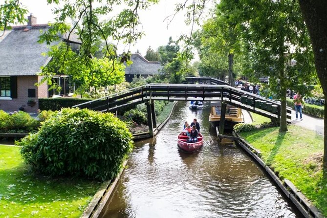 Amsterdam: Giethoorn Tour Scenic Cruise, Cheese & Free Time - Key highlights to know before you go