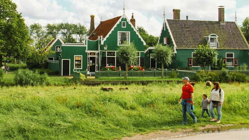 Amsterdam: Giethoorn & Zaanse Schans Small Group Day Trip - Clog Workshop and Diamond Demonstration: Craft You Can See, Hear, and Touch