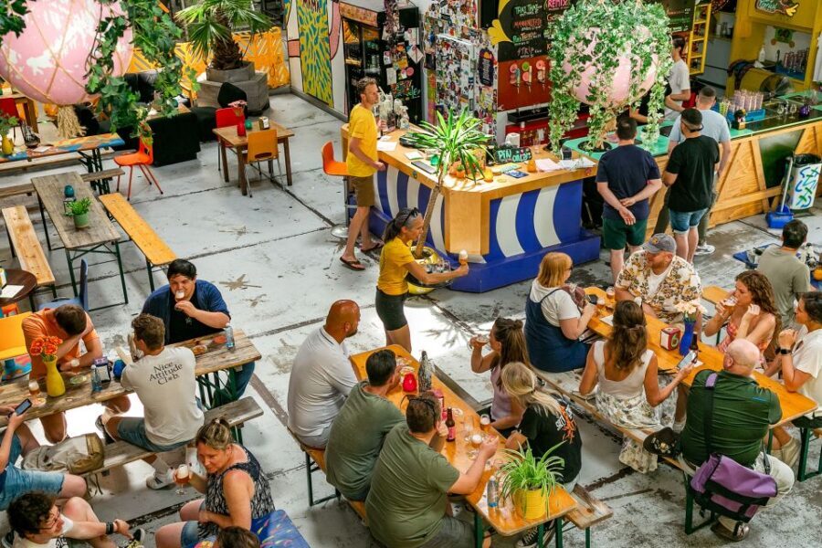 Amsterdam: Guided Craft Beer Brewery Bus Tour with Tastings - Key things to know before you book