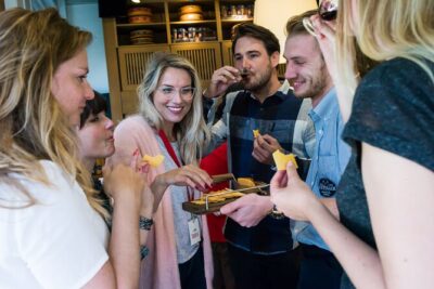 Amsterdam : Guided Cultural Food Tour - Royal Palace Amsterdam and Oude Kerk: monarchy and the oldest church