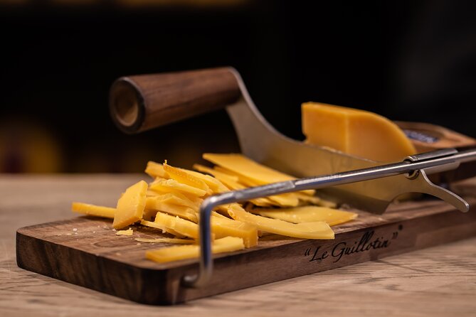 Amsterdam : Guided Cultural Food Tour - Anne Frank House, Westerkerk, and Begijnhof: short looks, tickets needed