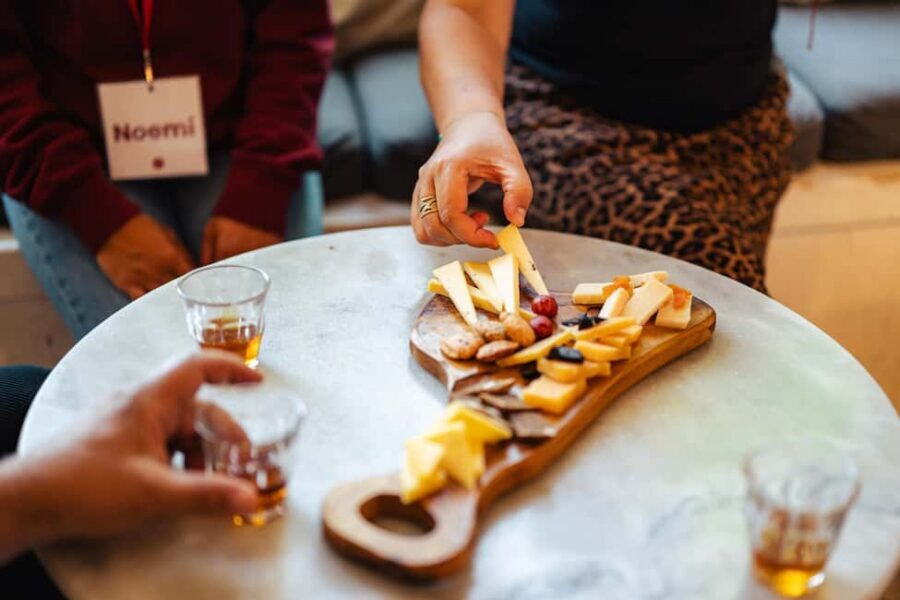 Amsterdam: Guided Cultural Food Tour in German or English - What you actually taste: a full meal of Dutch classics and multicultural snacks
