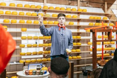 Amsterdam: Guided Zaanse Schans, Windmills & Cheese Tour - Meeting at Stationsplein 4 near Amsterdam Central Station