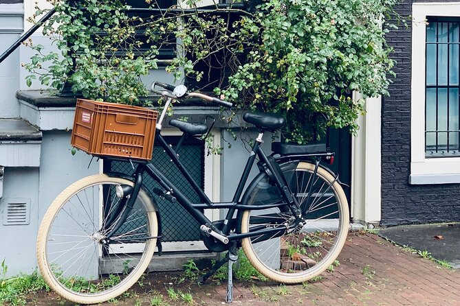 Amsterdam: Hidden Gems Walking Tour in German - Walking the Jordaan Where the Story Lives