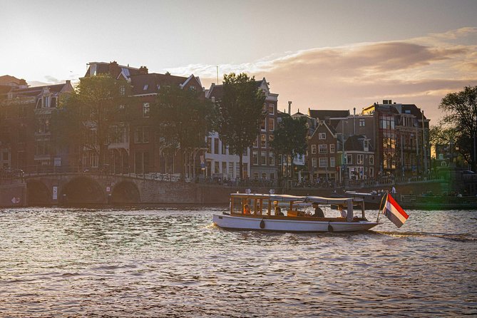 Amsterdam Highlights Canal Cruise with a Drink - Who this cruise is best for (and who might skip it)