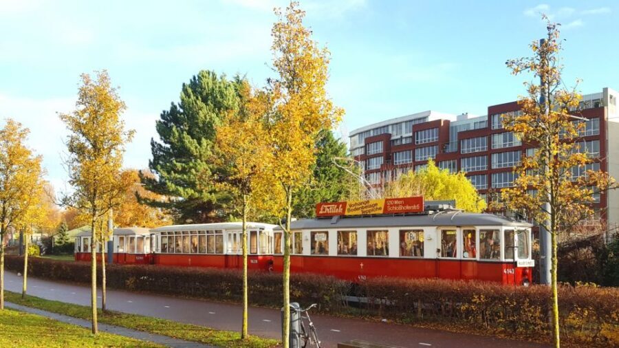 Amsterdam: Historic Tram Ride on Heritage Line to Amstelveen - Starting at Haarlemmermeerstation: Tramshop exchange to the first ride