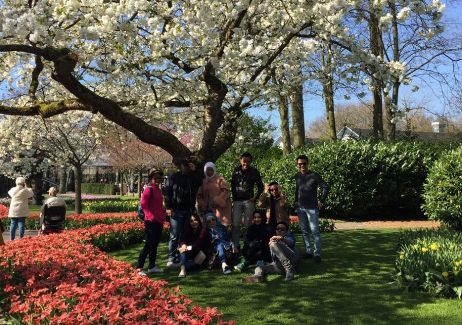 Amsterdam: Keukenhof Tulip Garden and Giethoorn Experience - Who This Tour Is Best For (And Who Should Skip It)